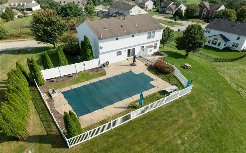 207 Kingsbrooke Dr, Greensburg, 15601, 4 Bedroom Bedrooms, ,2.1 BathroomBathrooms,Residential,For Sale,Kingsbrooke Dr,1774634