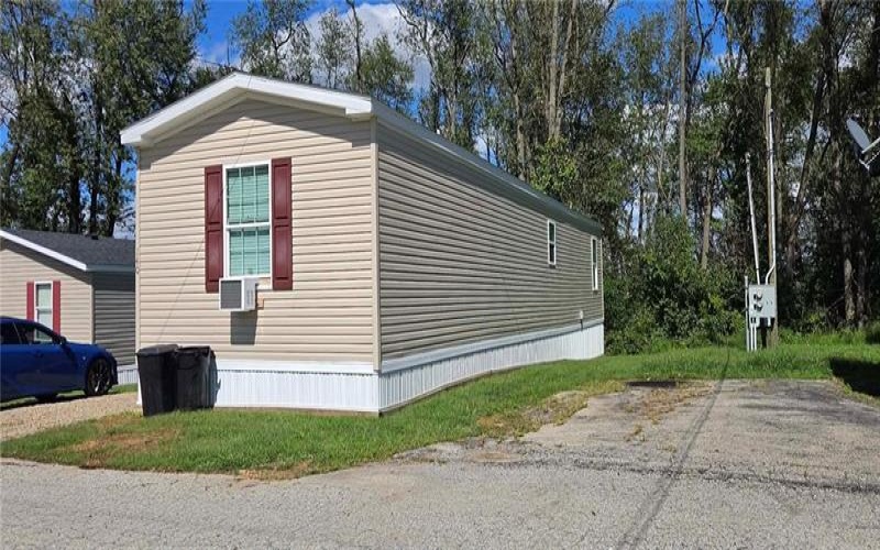 140 Roundtop Cir, 15683, 15683, 2 Bedroom Bedrooms, ,2 BathroomBathrooms,Residential,For Sale,Roundtop Cir,1774642