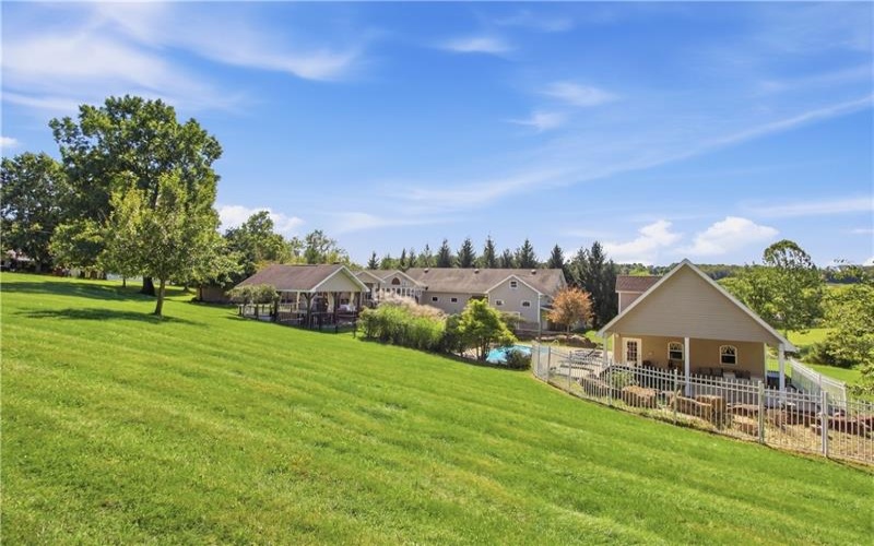10 Whitetail Dr, Washington, 15301, 4 Bedroom Bedrooms, 14 Room Rooms,2.3 BathroomBathrooms,Residential,For Sale,Whitetail Dr,1774669