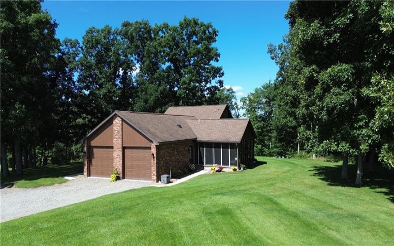 636 Beaver Dam Road, Friedens, 15541, 3 Bedroom Bedrooms, ,2 BathroomBathrooms,Residential,For Sale,Beaver Dam Road,1774770