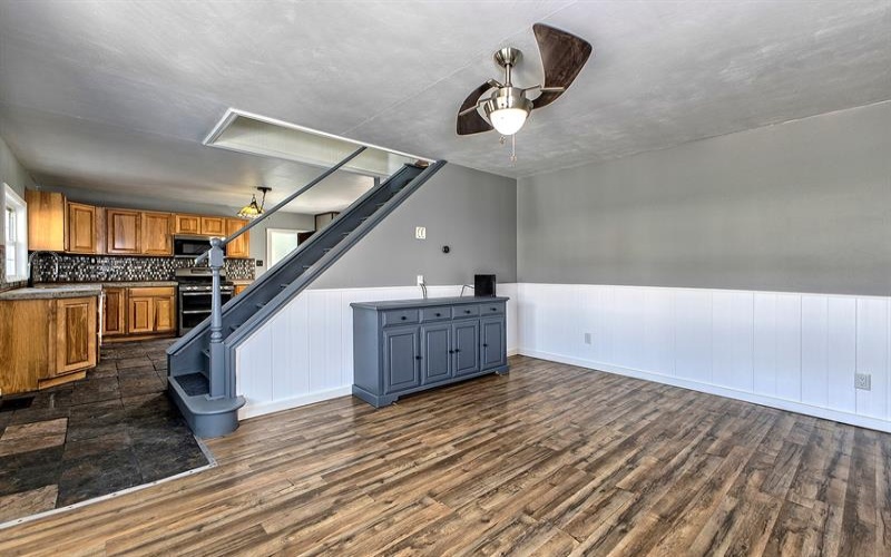 433 Bridge Street, Hunker, 15639, 2 Bedroom Bedrooms, 5 Room Rooms,1.1 BathroomBathrooms,Residential,For Sale,Bridge Street,1774989