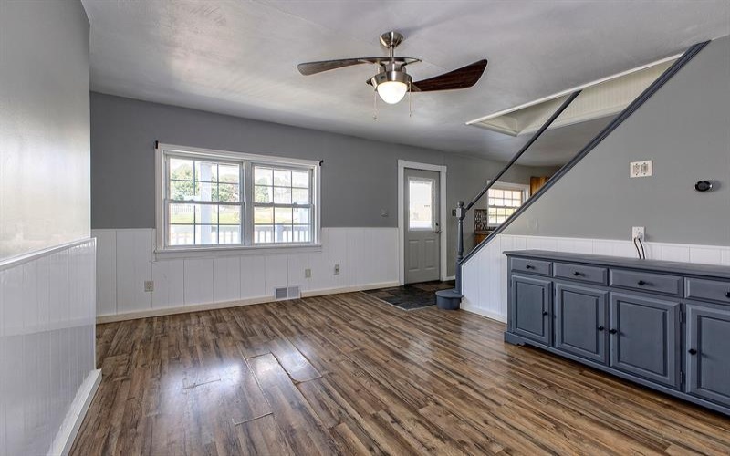 433 Bridge Street, Hunker, 15639, 2 Bedroom Bedrooms, 5 Room Rooms,1.1 BathroomBathrooms,Residential,For Sale,Bridge Street,1774989