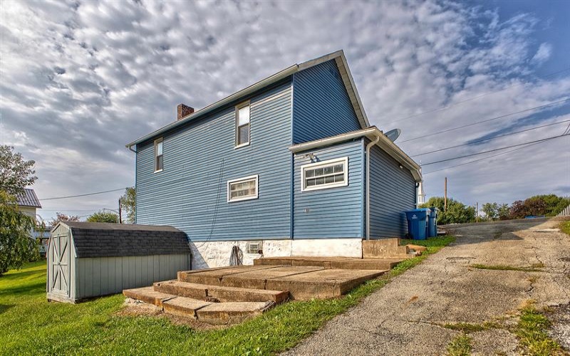 433 Bridge Street, Hunker, 15639, 2 Bedroom Bedrooms, 5 Room Rooms,1.1 BathroomBathrooms,Residential,For Sale,Bridge Street,1774989
