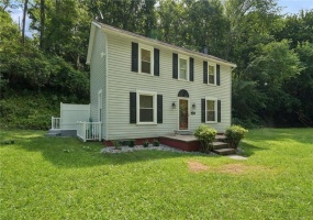 1071 Paintertown Rd, Irwin, 15642, 2 Bedroom Bedrooms, 5 Room Rooms,1 BathroomBathrooms,Residential,For Sale,Paintertown Rd,1763637