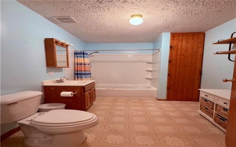 120 3rd Street, Rogersville, 15349, 6 Bedroom Bedrooms, 11 Room Rooms,2.1 BathroomBathrooms,Residential,For Sale,3rd Street,1770254