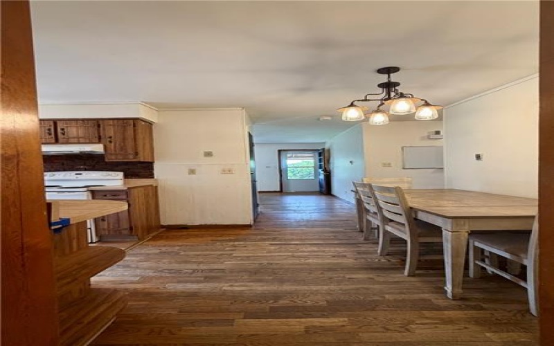 120 3rd Street, Rogersville, 15349, 6 Bedroom Bedrooms, 11 Room Rooms,2.1 BathroomBathrooms,Residential,For Sale,3rd Street,1770254