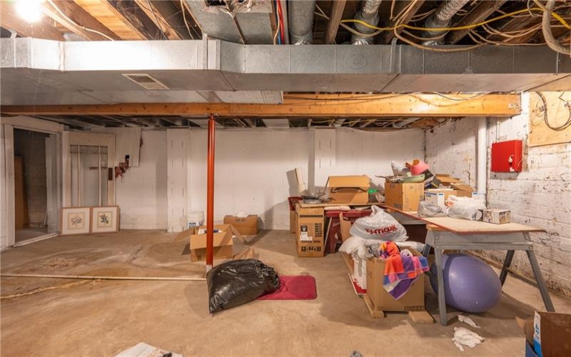 433 New Alexandria Rd, Greensburg, 15601, ,Commercial-industrial-business,For Sale,New Alexandria Rd,1770367