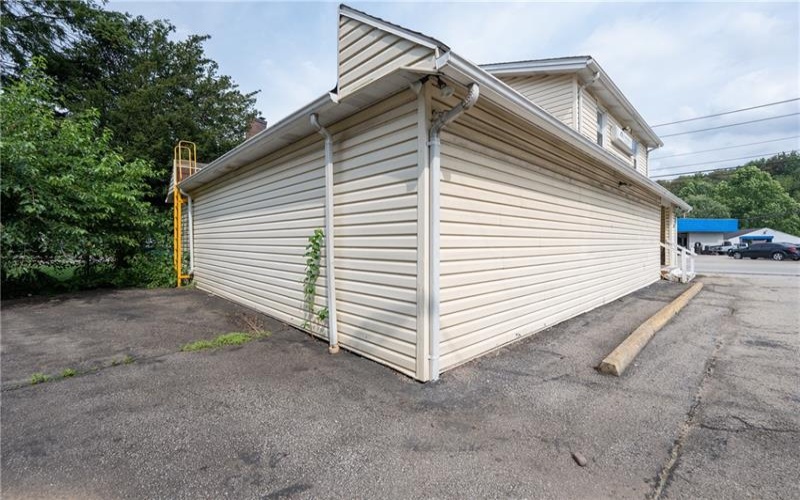 433 New Alexandria Rd, Greensburg, 15601, ,Commercial-industrial-business,For Sale,New Alexandria Rd,1770367