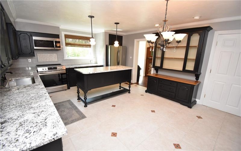 426 Station Rd, Scenery Hill, 15360, 4 Bedroom Bedrooms, ,2 BathroomBathrooms,Residential,For Sale,Station Rd,1774139