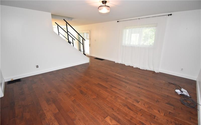 426 Station Rd, Scenery Hill, 15360, 4 Bedroom Bedrooms, ,2 BathroomBathrooms,Farm-acreage-lot,For Sale,Station Rd,1774141