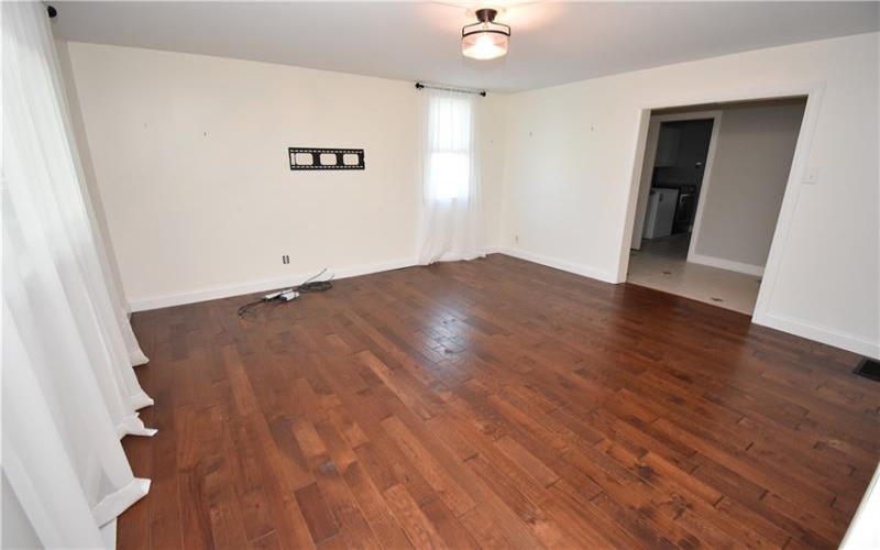 426 Station Rd, Scenery Hill, 15360, 4 Bedroom Bedrooms, ,2 BathroomBathrooms,Farm-acreage-lot,For Sale,Station Rd,1774141