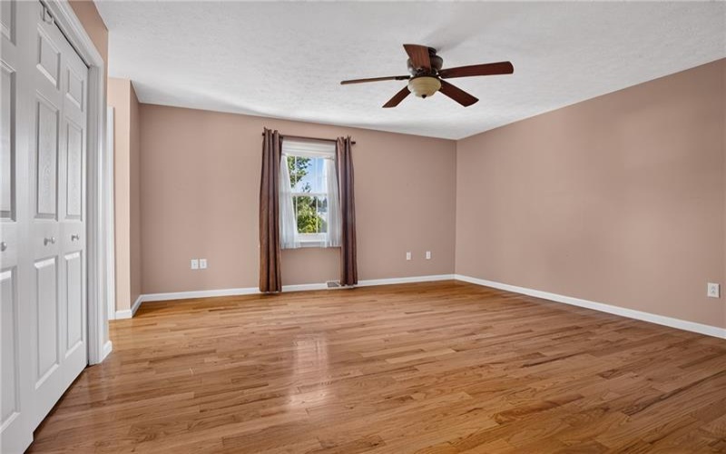212 Roscommon Pl, Mcmurray, 15317, 3 Bedroom Bedrooms, 9 Room Rooms,2.1 BathroomBathrooms,Residential,For Sale,Roscommon Pl,1774390