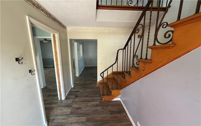 262 Grandview Way, Charleroi, 15022, 3 Bedroom Bedrooms, 8 Room Rooms,2 BathroomBathrooms,Residential,For Sale,Grandview Way,1774429