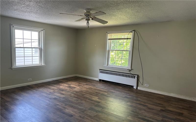 262 Grandview Way, Charleroi, 15022, 3 Bedroom Bedrooms, 8 Room Rooms,2 BathroomBathrooms,Residential,For Sale,Grandview Way,1774429