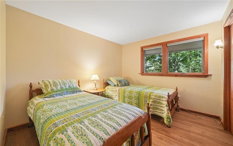 527 Imperial Road, Hidden Valley, 15502, 3 Bedroom Bedrooms, 11 Room Rooms,2.1 BathroomBathrooms,Residential,For Sale,Imperial Road,1774571