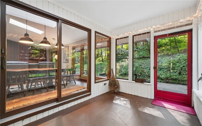 527 Imperial Road, Hidden Valley, 15502, 3 Bedroom Bedrooms, 11 Room Rooms,2.1 BathroomBathrooms,Residential,For Sale,Imperial Road,1774571
