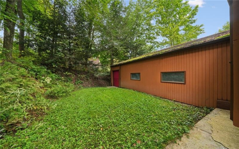 527 Imperial Road, Hidden Valley, 15502, 3 Bedroom Bedrooms, 11 Room Rooms,2.1 BathroomBathrooms,Residential,For Sale,Imperial Road,1774571