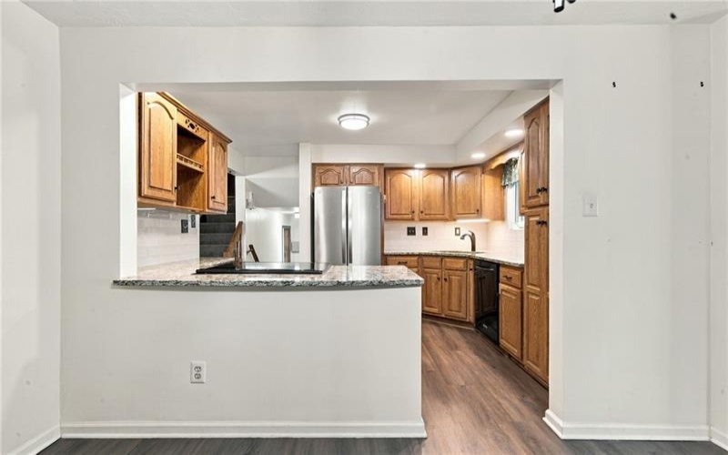 136 Sunrise Dr, Irwin, 15642, 3 Bedroom Bedrooms, 9 Room Rooms,2 BathroomBathrooms,Residential,For Sale,Sunrise Dr,1774648