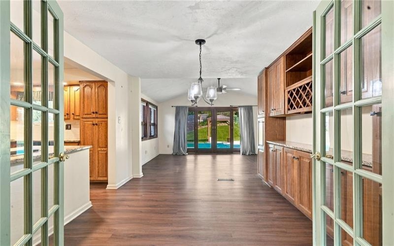 136 Sunrise Dr, Irwin, 15642, 3 Bedroom Bedrooms, 9 Room Rooms,2 BathroomBathrooms,Residential,For Sale,Sunrise Dr,1774648