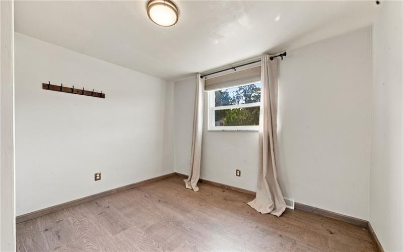 136 Sunrise Dr, Irwin, 15642, 3 Bedroom Bedrooms, 9 Room Rooms,2 BathroomBathrooms,Residential,For Sale,Sunrise Dr,1774648