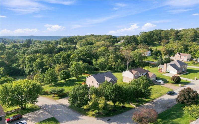 6204 Antler Hill Dr, Trafford, 15085, 4 Bedroom Bedrooms, 11 Room Rooms,2.2 BathroomBathrooms,Residential,For Sale,Antler Hill Dr,1774850