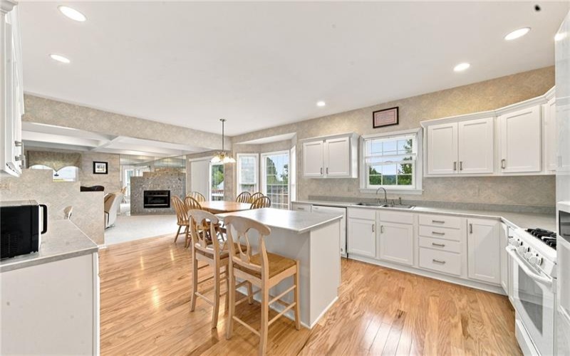 6204 Antler Hill Dr, Trafford, 15085, 4 Bedroom Bedrooms, 11 Room Rooms,2.2 BathroomBathrooms,Residential,For Sale,Antler Hill Dr,1774850