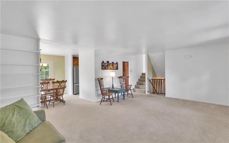 4283 Sky Vue Drive, Murrysville, 15668, 3 Bedroom Bedrooms, 10 Room Rooms,1.1 BathroomBathrooms,Residential,For Sale,Sky Vue Drive,1774871
