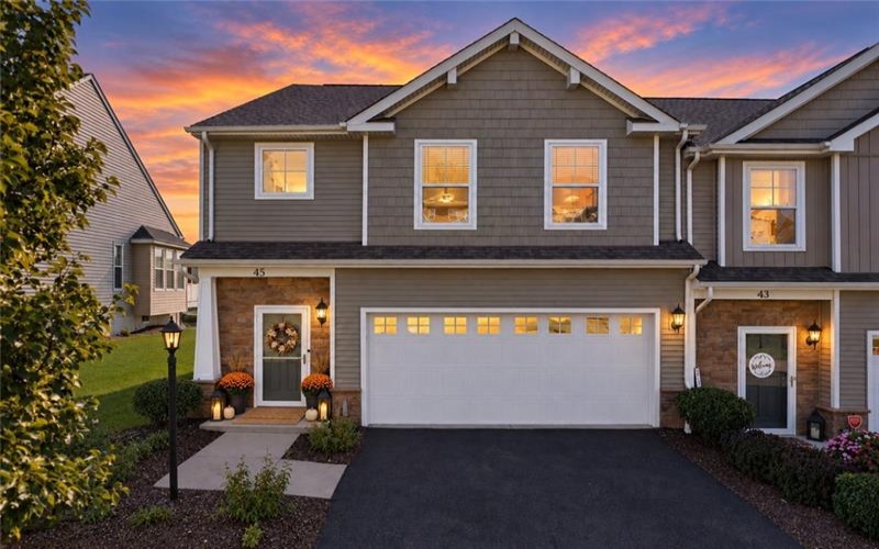 45 Remington Drive, Washington, 15301, 3 Bedroom Bedrooms, 8 Room Rooms,2.1 BathroomBathrooms,Residential,For Sale,Remington Drive,1774955
