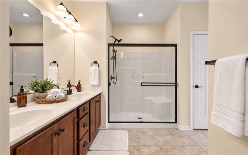 45 Remington Drive, Washington, 15301, 3 Bedroom Bedrooms, 8 Room Rooms,2.1 BathroomBathrooms,Residential,For Sale,Remington Drive,1774955