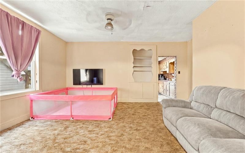 904-906 Pittsburgh St, Connellsville, 15425, ,Multi-unit,For Sale,Pittsburgh St,1774963