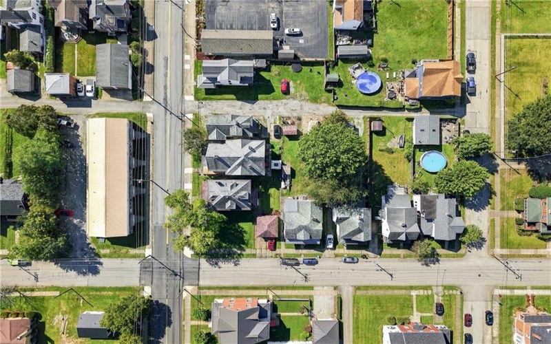904-906 Pittsburgh St, Connellsville, 15425, ,Multi-unit,For Sale,Pittsburgh St,1774963