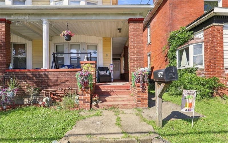 904-906 Pittsburgh St, Connellsville, 15425, ,Multi-unit,For Sale,Pittsburgh St,1774963