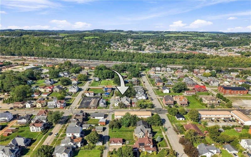 904-906 Pittsburgh St, Connellsville, 15425, ,Multi-unit,For Sale,Pittsburgh St,1774963