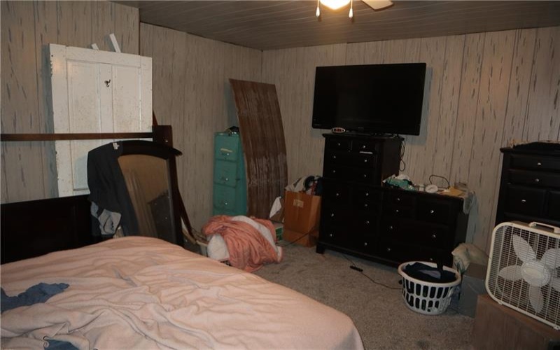 24 Glad St, Daisytown, 15427, 6 Bedroom Bedrooms, 9 Room Rooms,2 BathroomBathrooms,Residential,For Sale,Glad St,1775041
