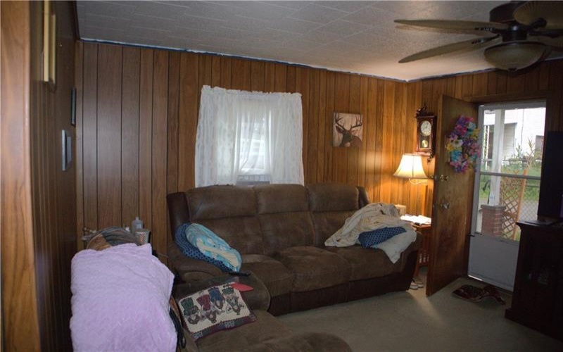 24 Glad St, Daisytown, 15427, 6 Bedroom Bedrooms, 9 Room Rooms,2 BathroomBathrooms,Residential,For Sale,Glad St,1775041