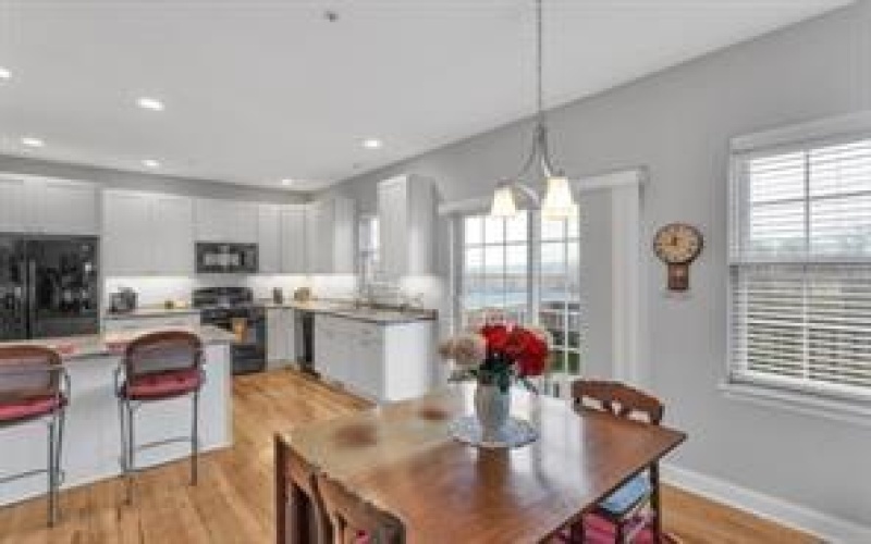 590 Chesnic Drive, Canonsburg, 15317, 3 Bedroom Bedrooms, 7 Room Rooms,2.1 BathroomBathrooms,Residential,For Sale,Chesnic Drive,1775083