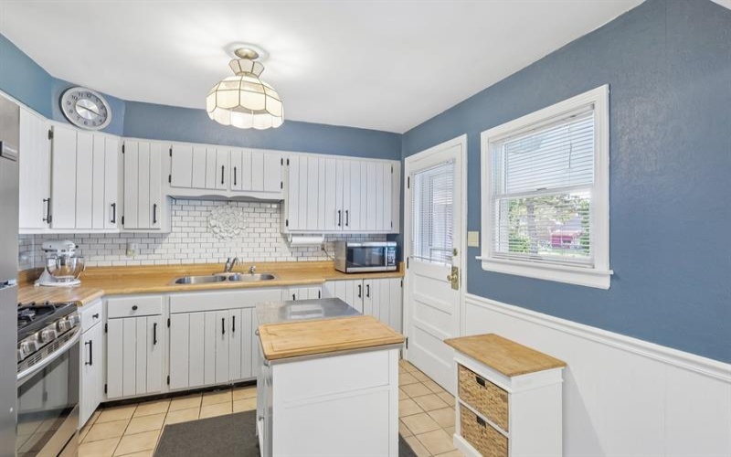 217 Nebraska DRIVE, Lower Burrell, 15068, 3 Bedroom Bedrooms, 2 Room Rooms,1.1 BathroomBathrooms,Residential,For Sale,Nebraska,1775110