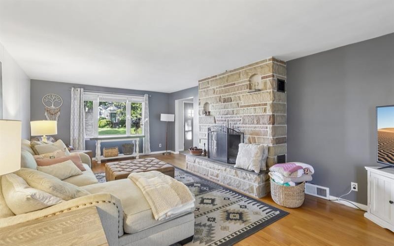 217 Nebraska DRIVE, Lower Burrell, 15068, 3 Bedroom Bedrooms, 2 Room Rooms,1.1 BathroomBathrooms,Residential,For Sale,Nebraska,1775110