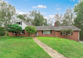 4940 Northlawn Circle, Murrysville, 15668, 5 Bedroom Bedrooms, 12 Room Rooms,3 BathroomBathrooms,Residential,For Sale,Northlawn Circle,1775112