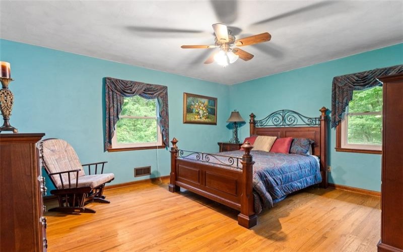 4940 Northlawn Circle, Murrysville, 15668, 5 Bedroom Bedrooms, 12 Room Rooms,3 BathroomBathrooms,Residential,For Sale,Northlawn Circle,1775112