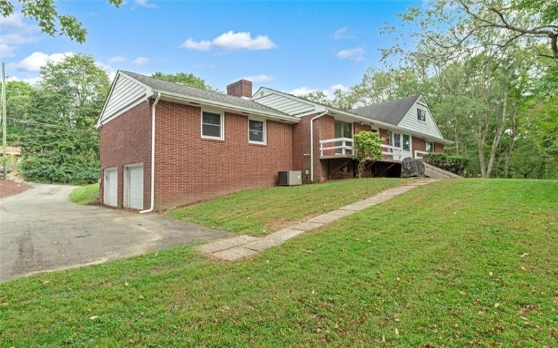 4940 Northlawn Circle, Murrysville, 15668, 5 Bedroom Bedrooms, 12 Room Rooms,3 BathroomBathrooms,Residential,For Sale,Northlawn Circle,1775112