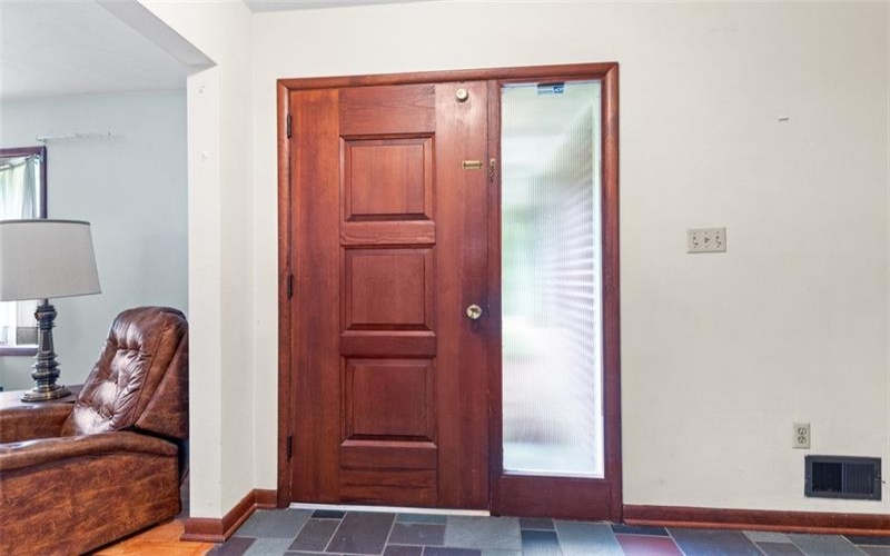 4940 Northlawn Circle, Murrysville, 15668, 5 Bedroom Bedrooms, 12 Room Rooms,3 BathroomBathrooms,Residential,For Sale,Northlawn Circle,1775112