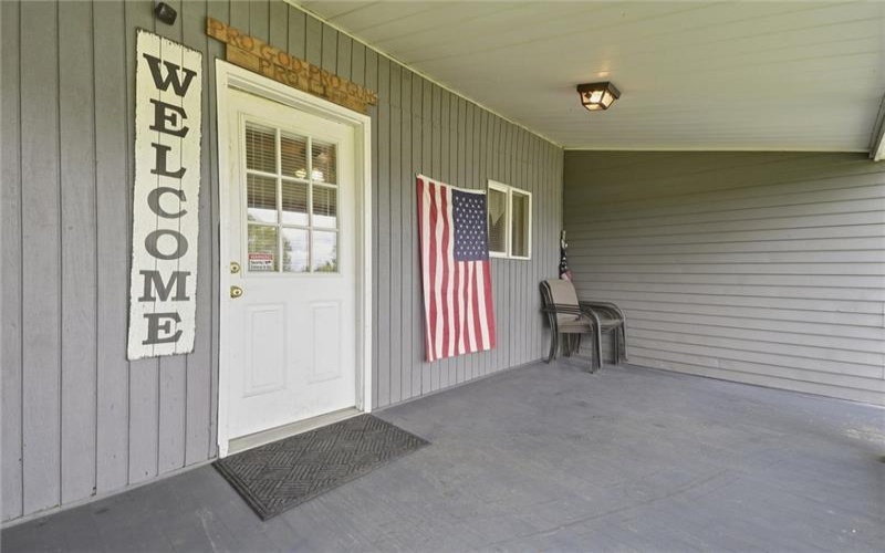 410 Walnut Hill Road, Uniontown, 15401, 2 Bedroom Bedrooms, 5 Room Rooms,1 BathroomBathrooms,Residential,For Sale,Walnut Hill Road,1774701