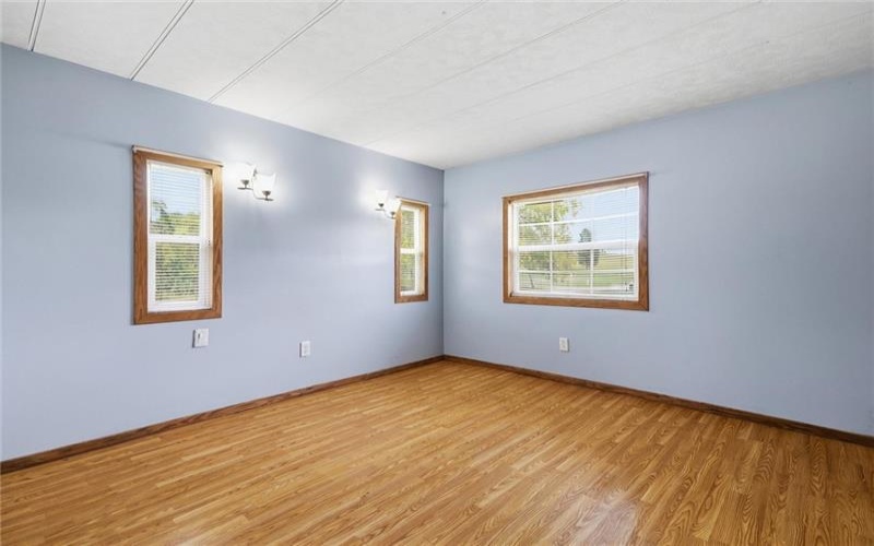 410 Walnut Hill Road, Uniontown, 15401, 2 Bedroom Bedrooms, 5 Room Rooms,1 BathroomBathrooms,Residential,For Sale,Walnut Hill Road,1774701