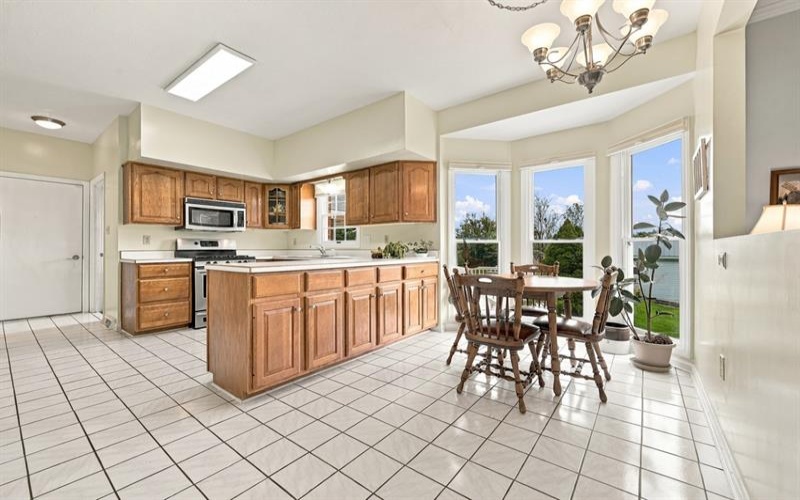 122 Highvue DRIVE, Venetia, 15367, 3 Bedroom Bedrooms, 11 Room Rooms,2.2 BathroomBathrooms,Residential,For Sale,Highvue,1775167