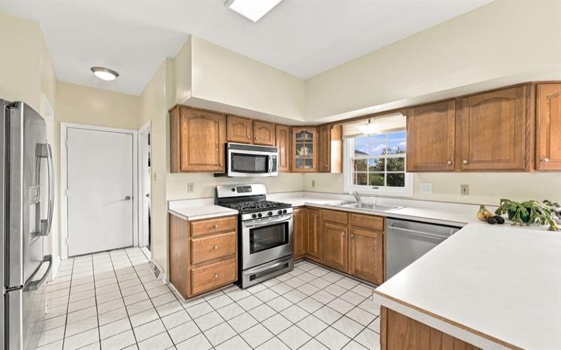 122 Highvue DRIVE, Venetia, 15367, 3 Bedroom Bedrooms, 11 Room Rooms,2.2 BathroomBathrooms,Residential,For Sale,Highvue,1775167