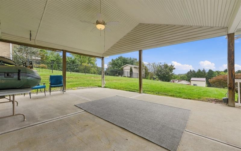 122 Highvue DRIVE, Venetia, 15367, 3 Bedroom Bedrooms, 11 Room Rooms,2.2 BathroomBathrooms,Residential,For Sale,Highvue,1775167