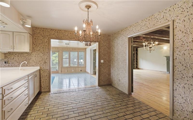 4437 twin oaks, Murrysville, 15668, 5 Bedroom Bedrooms, ,3 BathroomBathrooms,Residential,For Sale,twin oaks,1751158