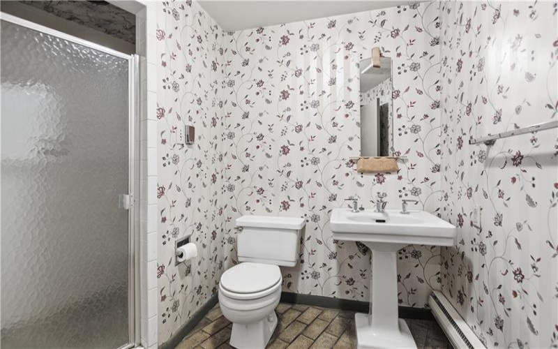 4437 twin oaks, Murrysville, 15668, 5 Bedroom Bedrooms, ,3 BathroomBathrooms,Residential,For Sale,twin oaks,1751158