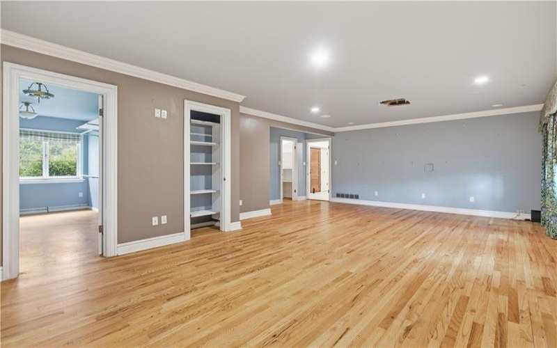 4437 twin oaks, Murrysville, 15668, 5 Bedroom Bedrooms, ,3 BathroomBathrooms,Residential,For Sale,twin oaks,1751158